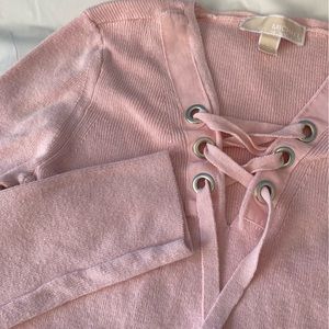 Michael Kors Long Sleeve Lace Up Top! FITS LIKE A MEDIUM but it’s a size L